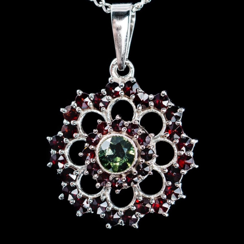 Stunning Real Czech Moldavite Garnet Silver Pendant Meteorite Tektite Necklace
